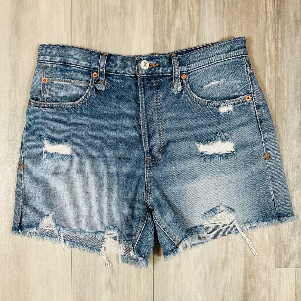 Free People We The Free Makai Cut Off Short in Vintage Light Denim Size 27 - Picture 3 of 9